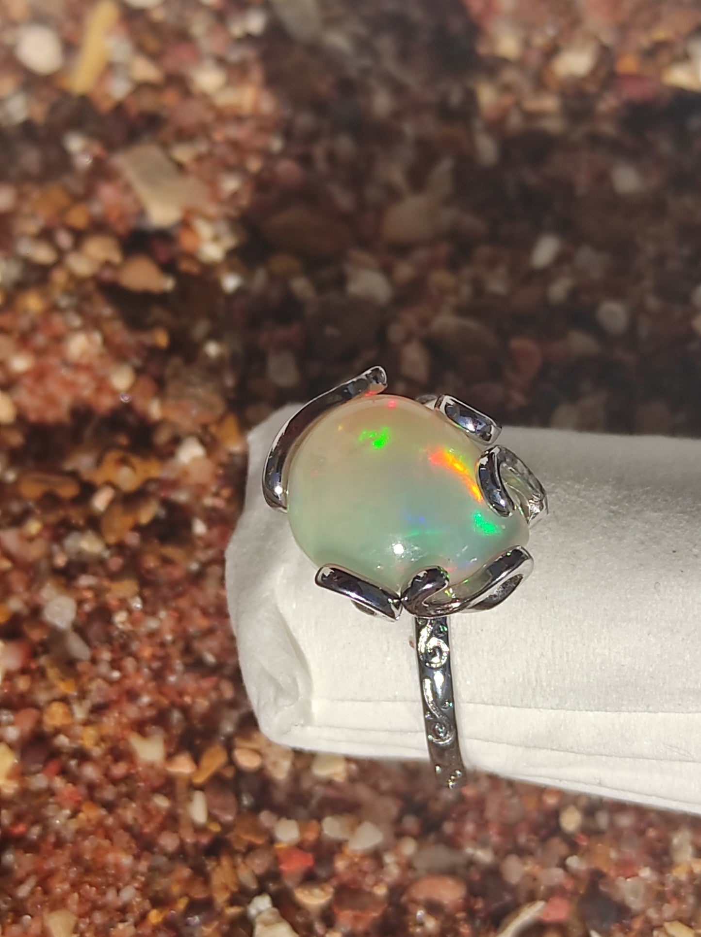 Bague Opale éthiopienne et argent sterling réglable
